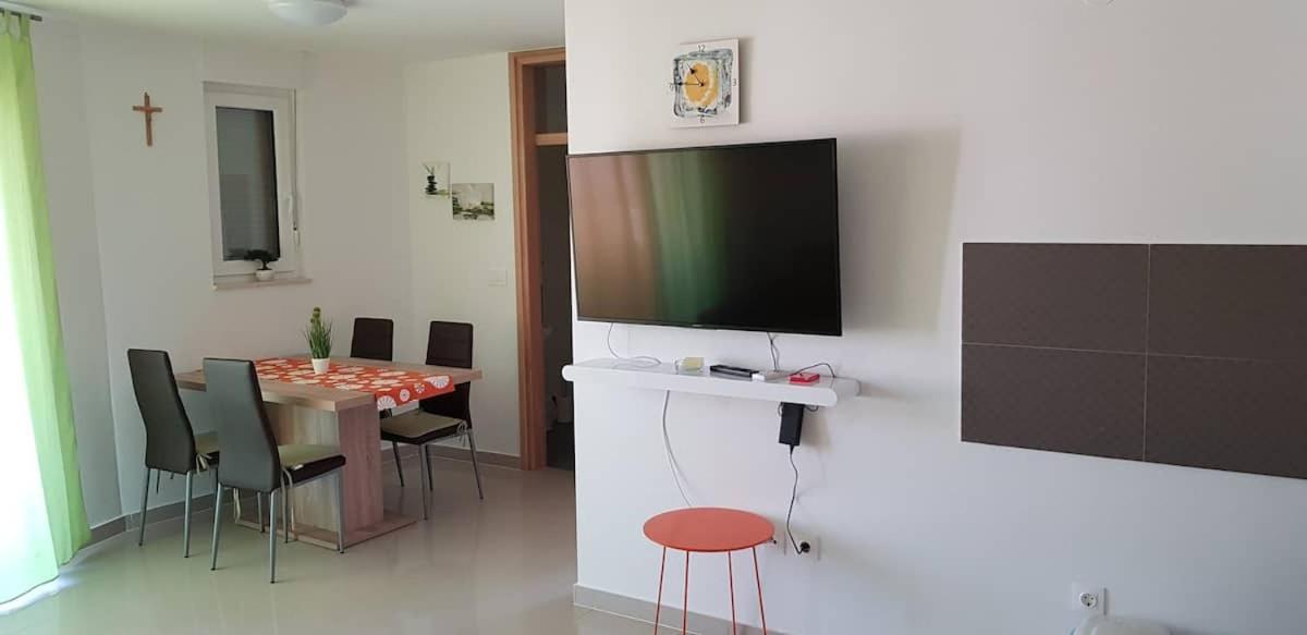 Abc Apartmani Vrsi Exterior photo